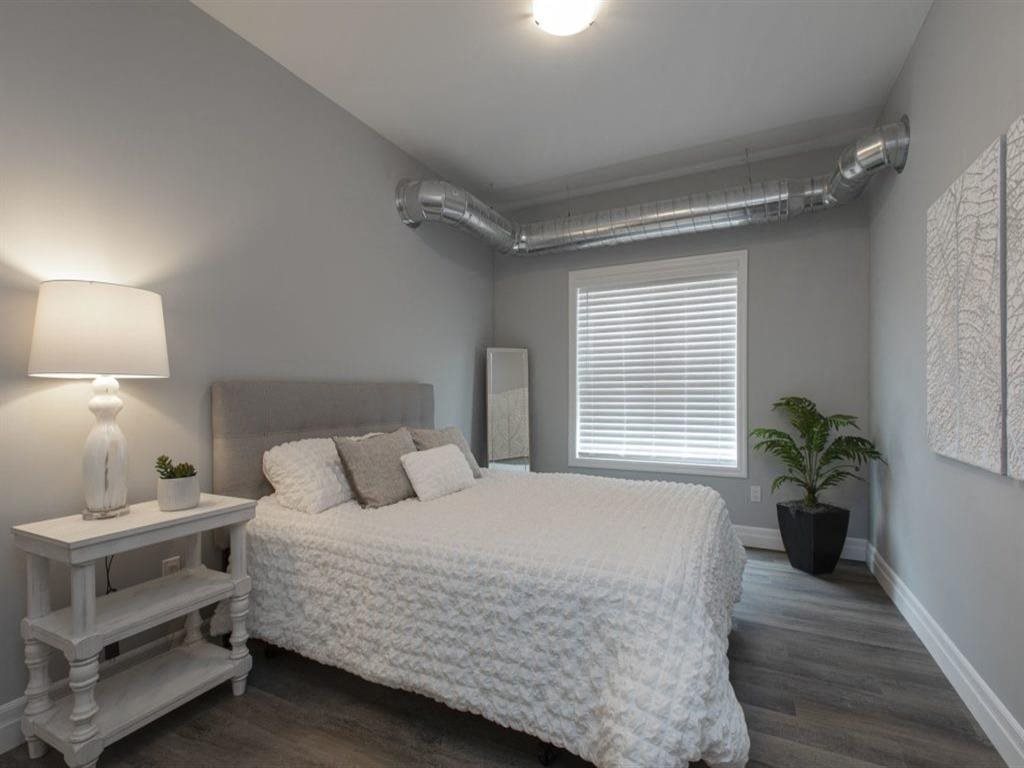 Gallery Photo 9