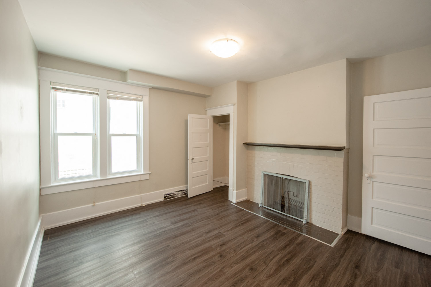 378 Stradbrook Duplex House Rental