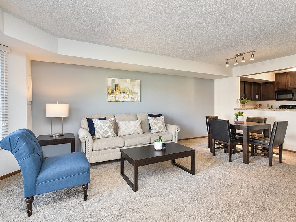 Bass Lake Hills Townhomes - Living & Dining Room
