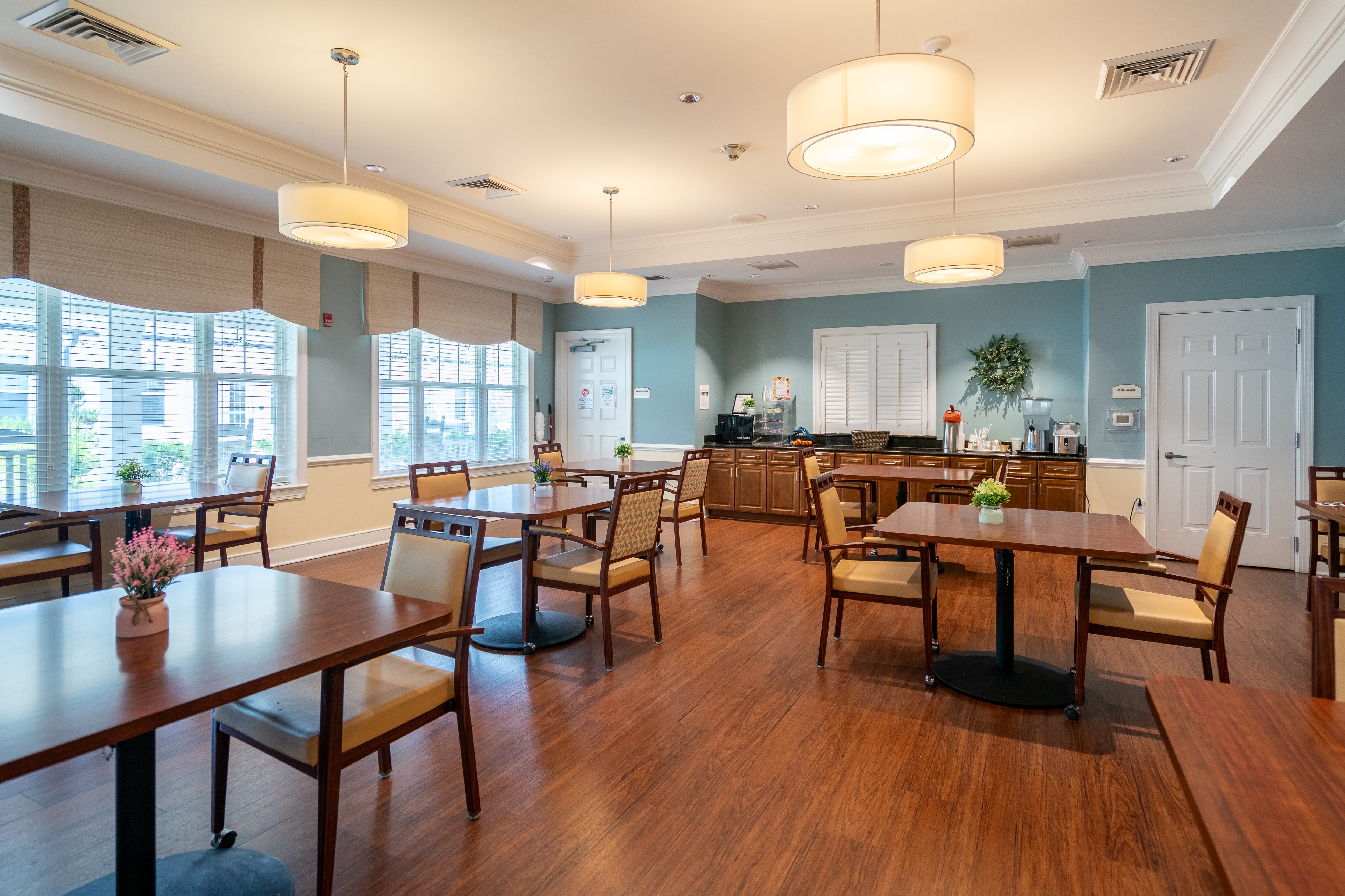 Elegant Dining Area at Spring Arbor of Crofton, Crofton, MD