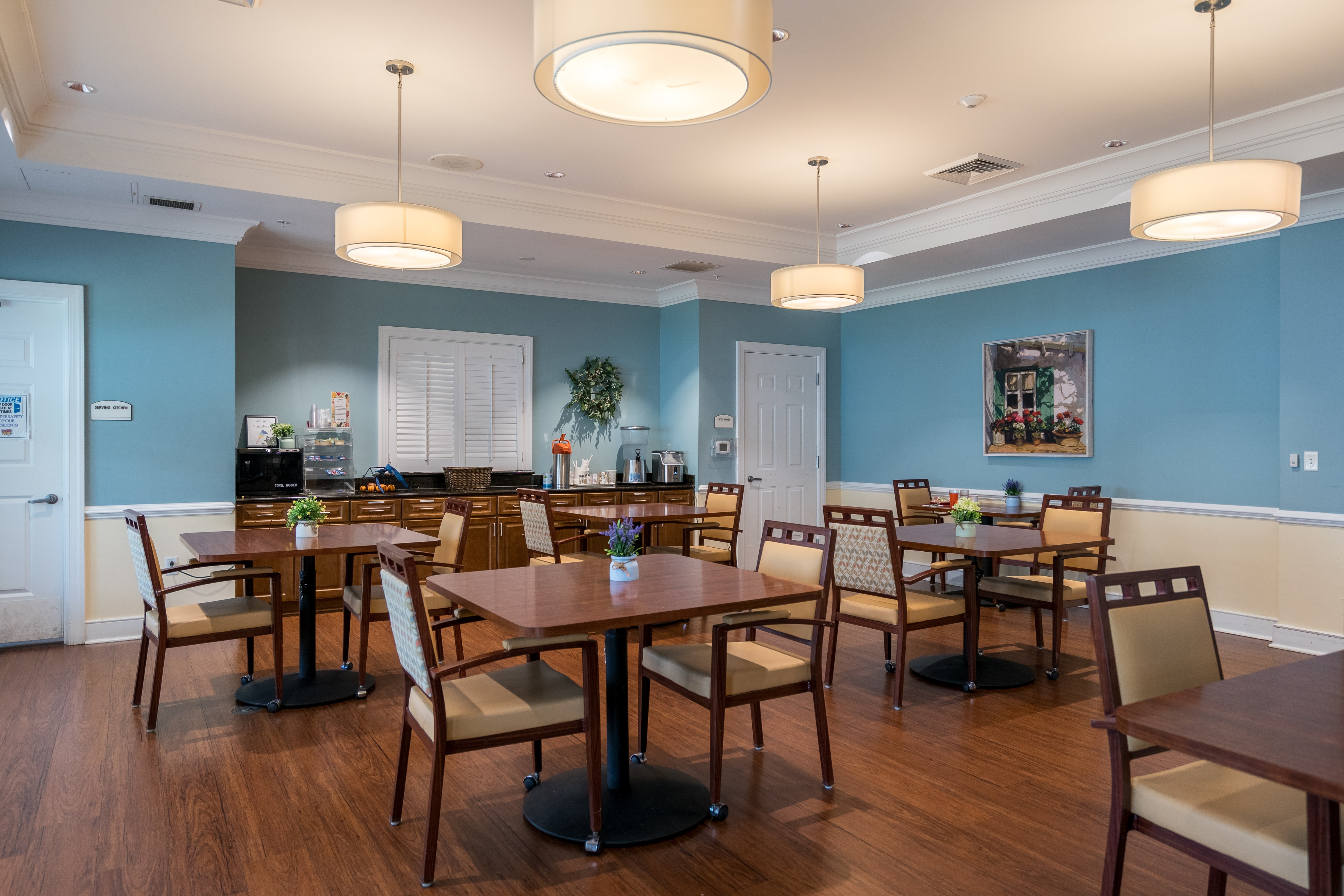Contemporary Dining Room at Spring Arbor of Crofton, Crofton, Maryland