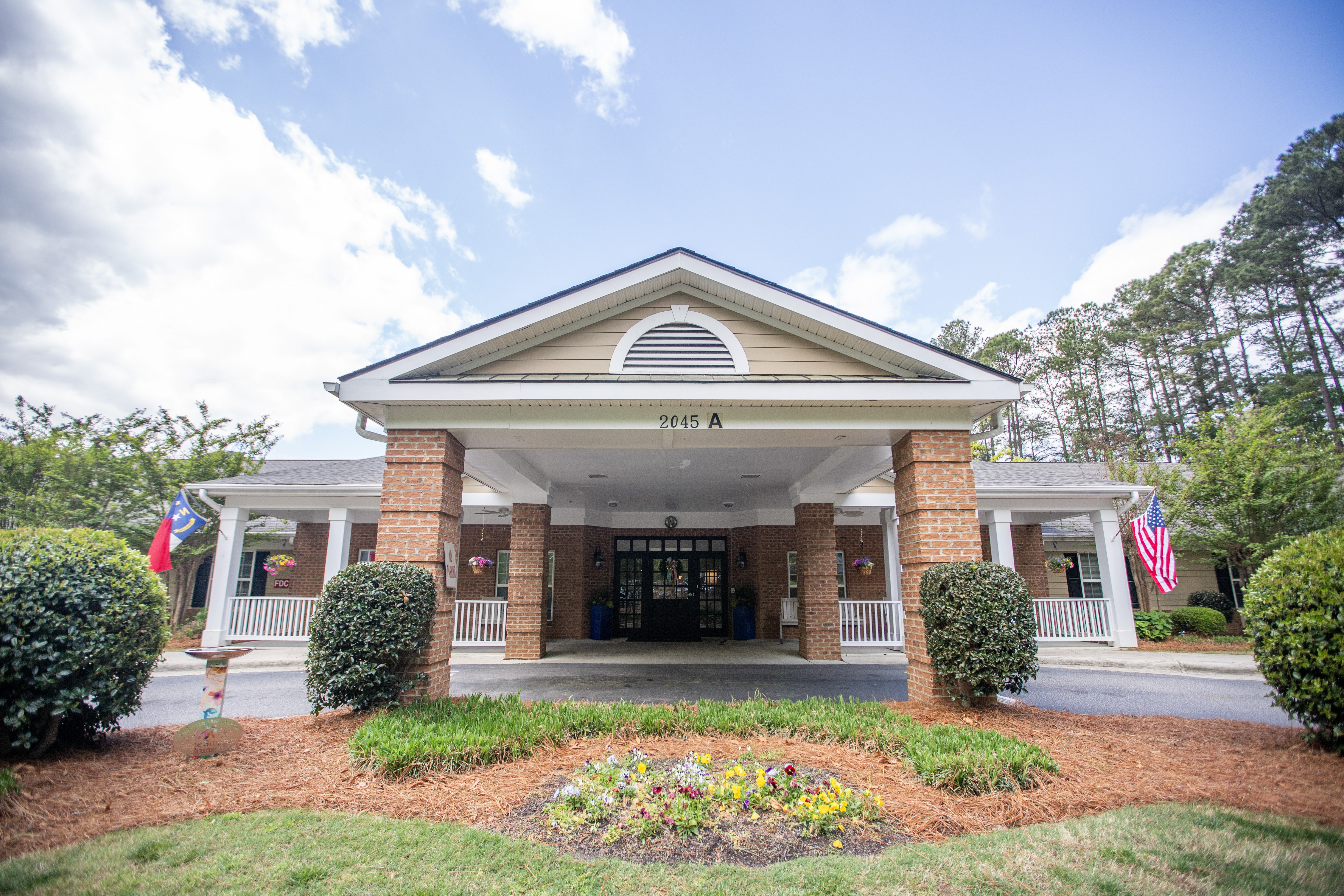 Courtyard View at Spring Arbor of Wilson, Wilson, NC, 27893-2873