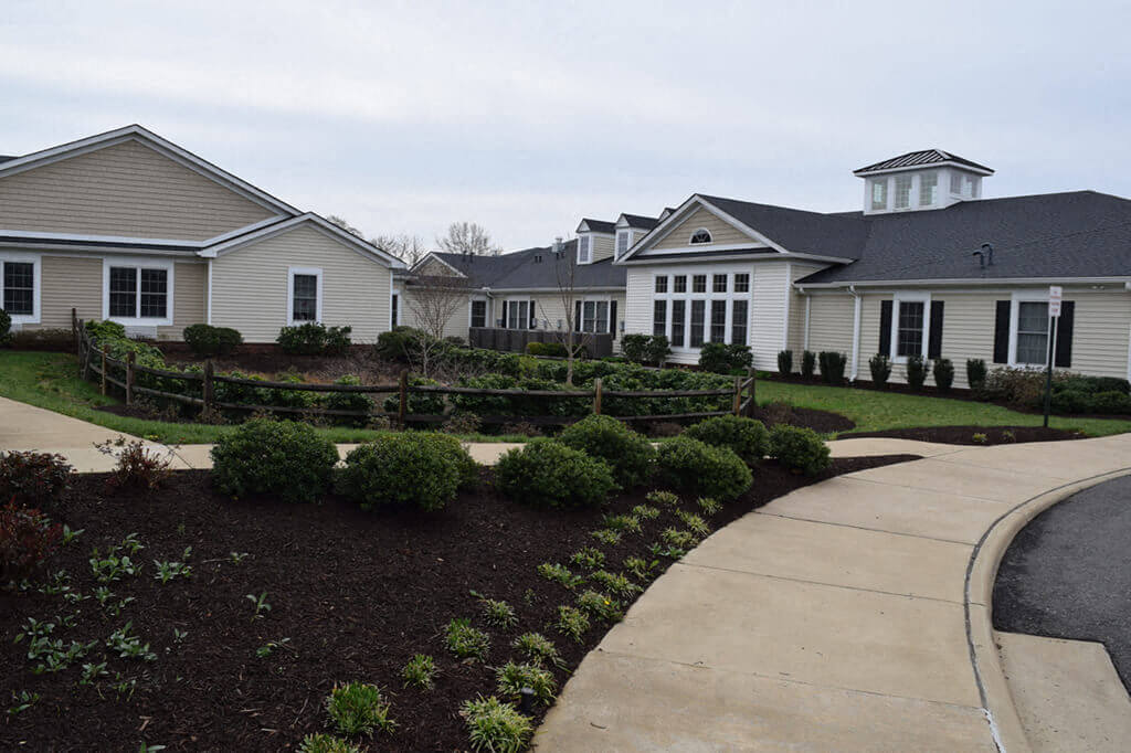Landscaped Outdoor Spaces at Spring Arbor of Fredericksburg, Fredericksburg