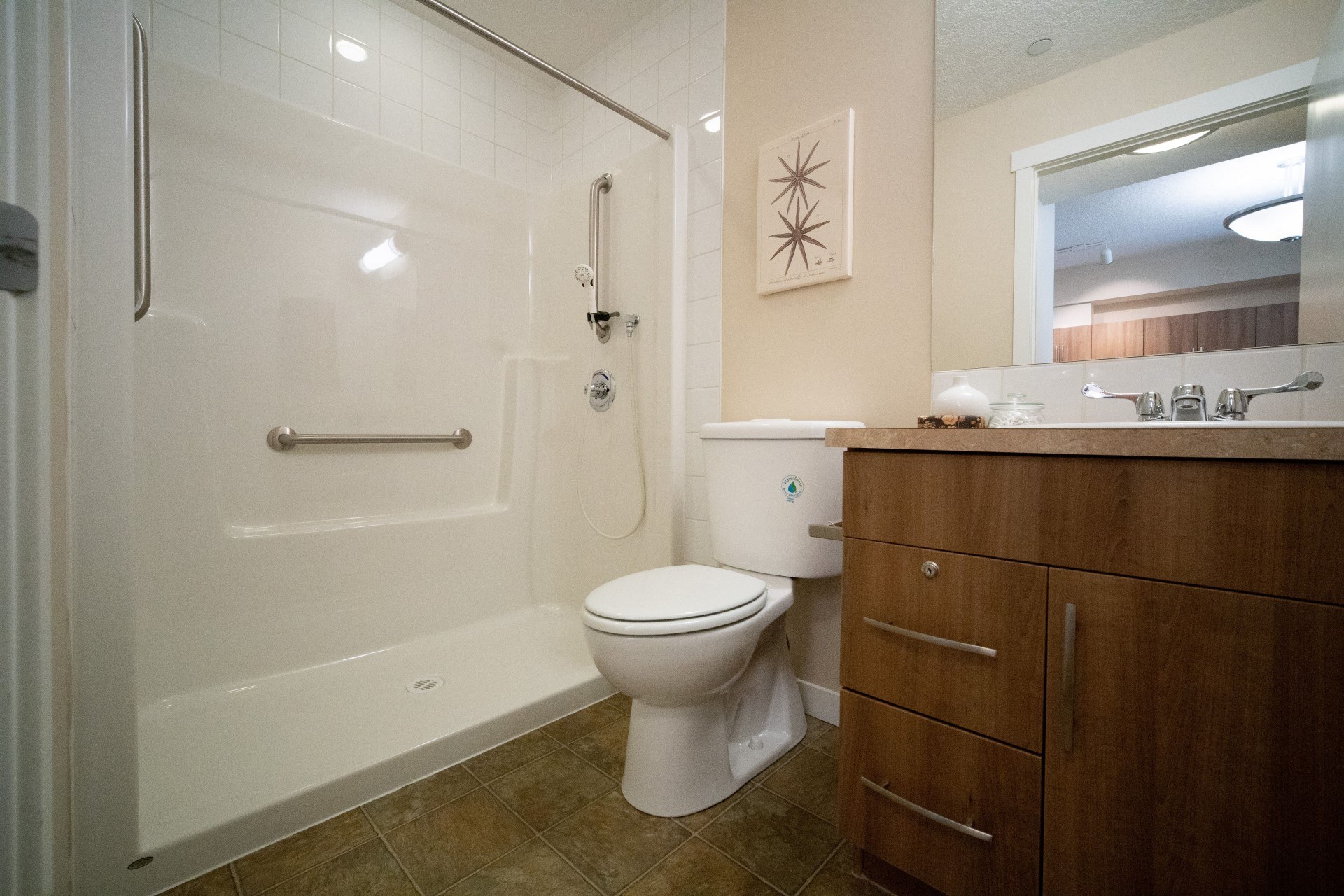 Full bath in apartment at Willow Park on the Bow