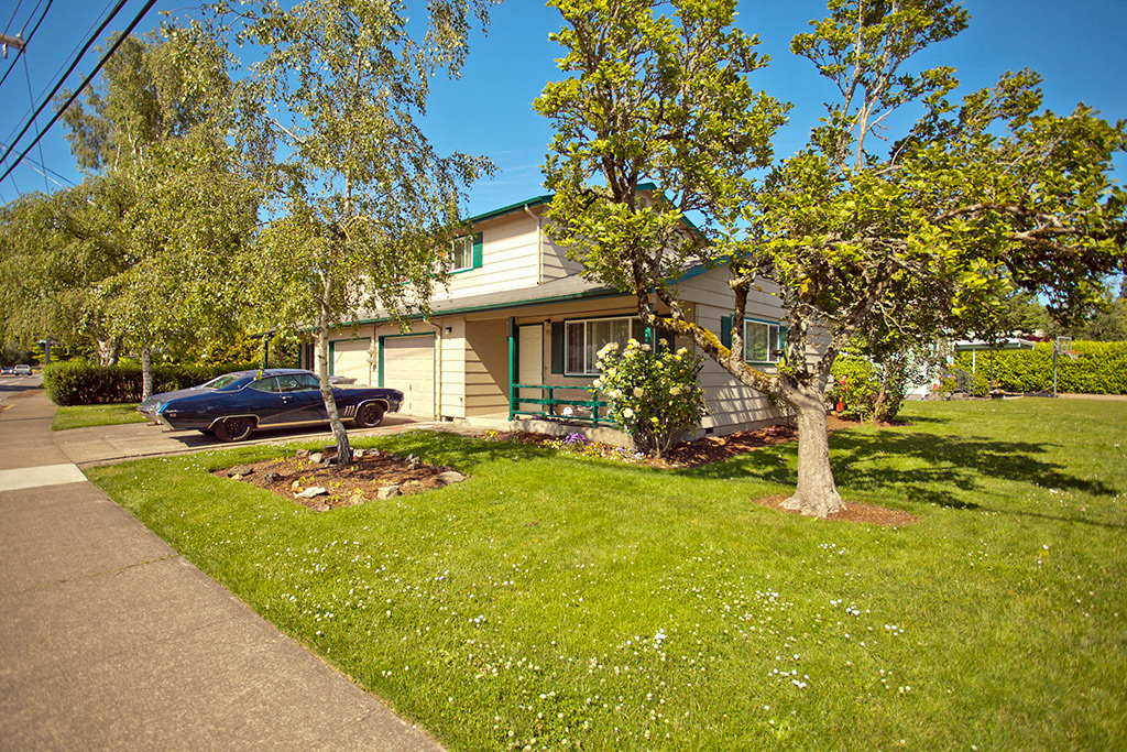 West Eugene Duplexes Apartments in Eugene, OR