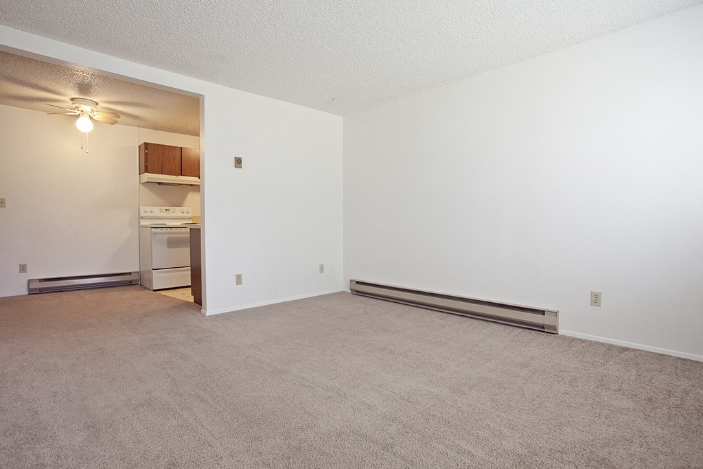 Photos and Video of Pinewood Apartments in Bend, OR