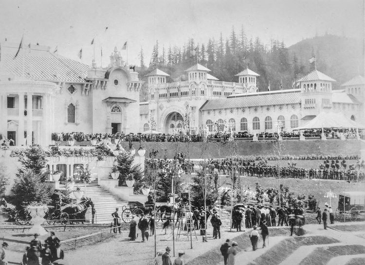 Photos and Video of Fairmount Apartments in Portland, OR