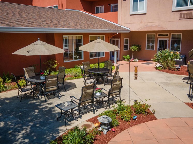Courtyard Living Spaces at Cogir of Stock Ranch, California, 95621