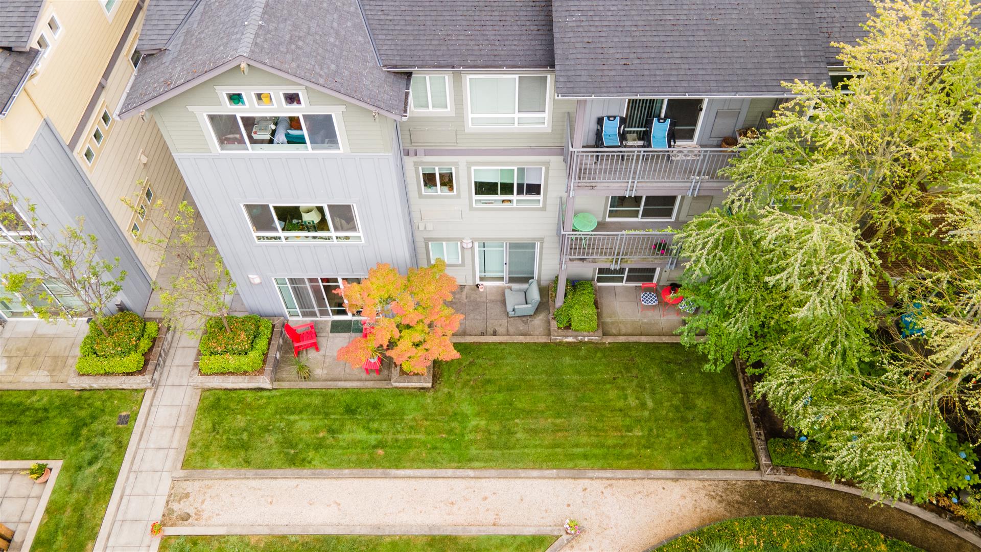 Aerial View Of Courtyard at Cogir of Queen Anne, Seattle, WA, 98109