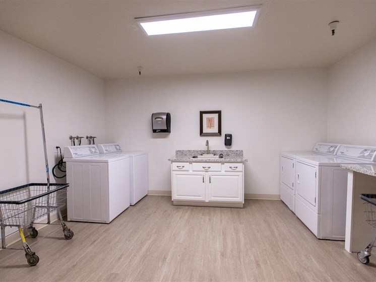 Laundry Center at Cogir of North Bay, Vallejo