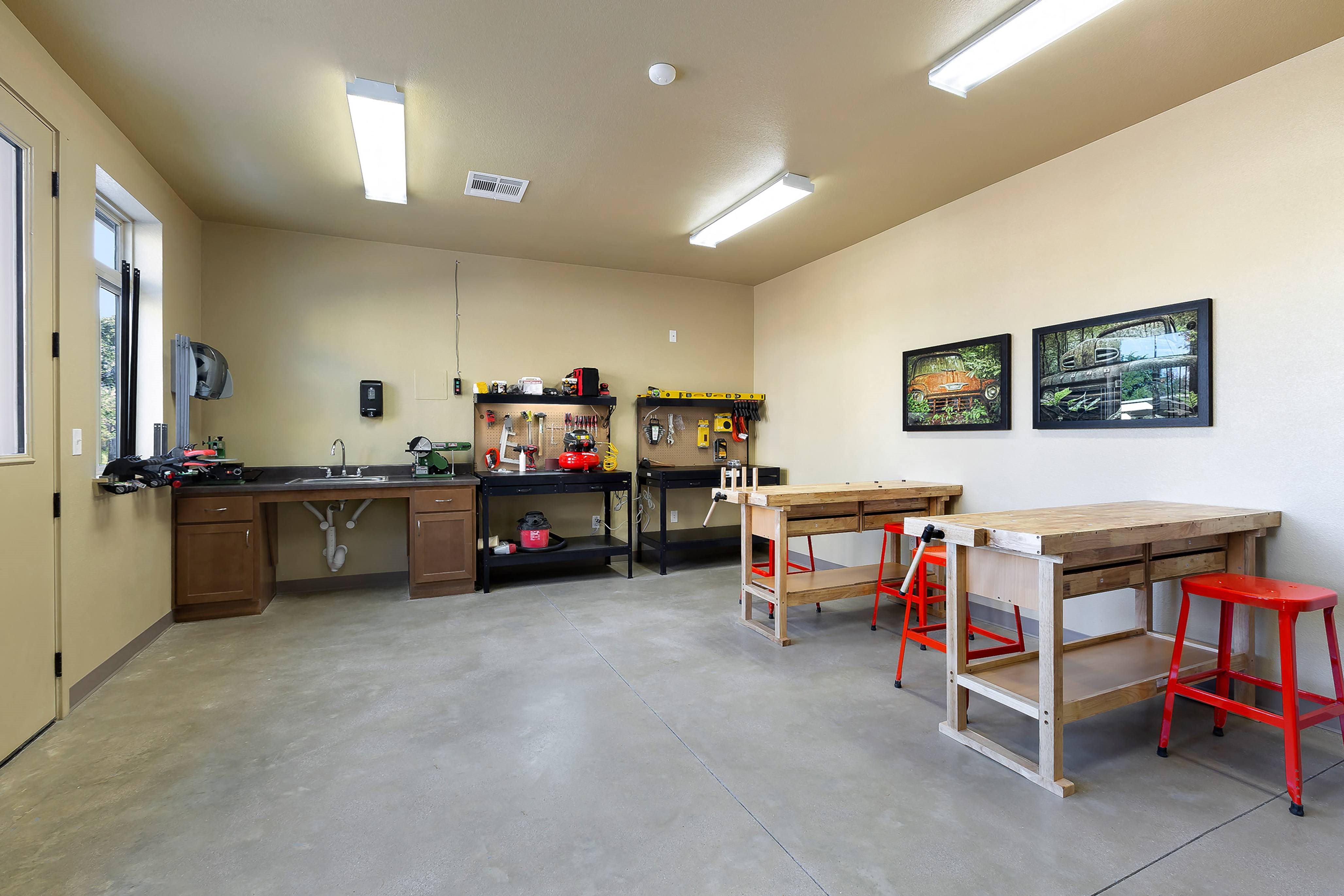 Gallery Photo 13