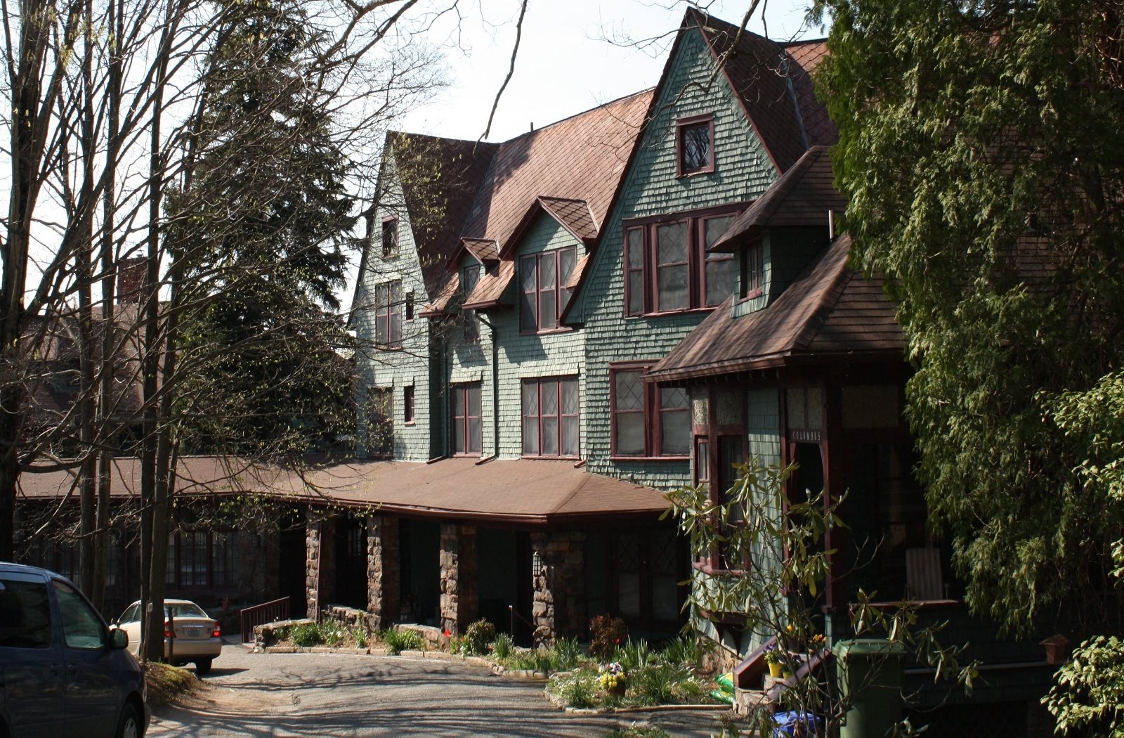 Leslie & Associates Asheville Property Management