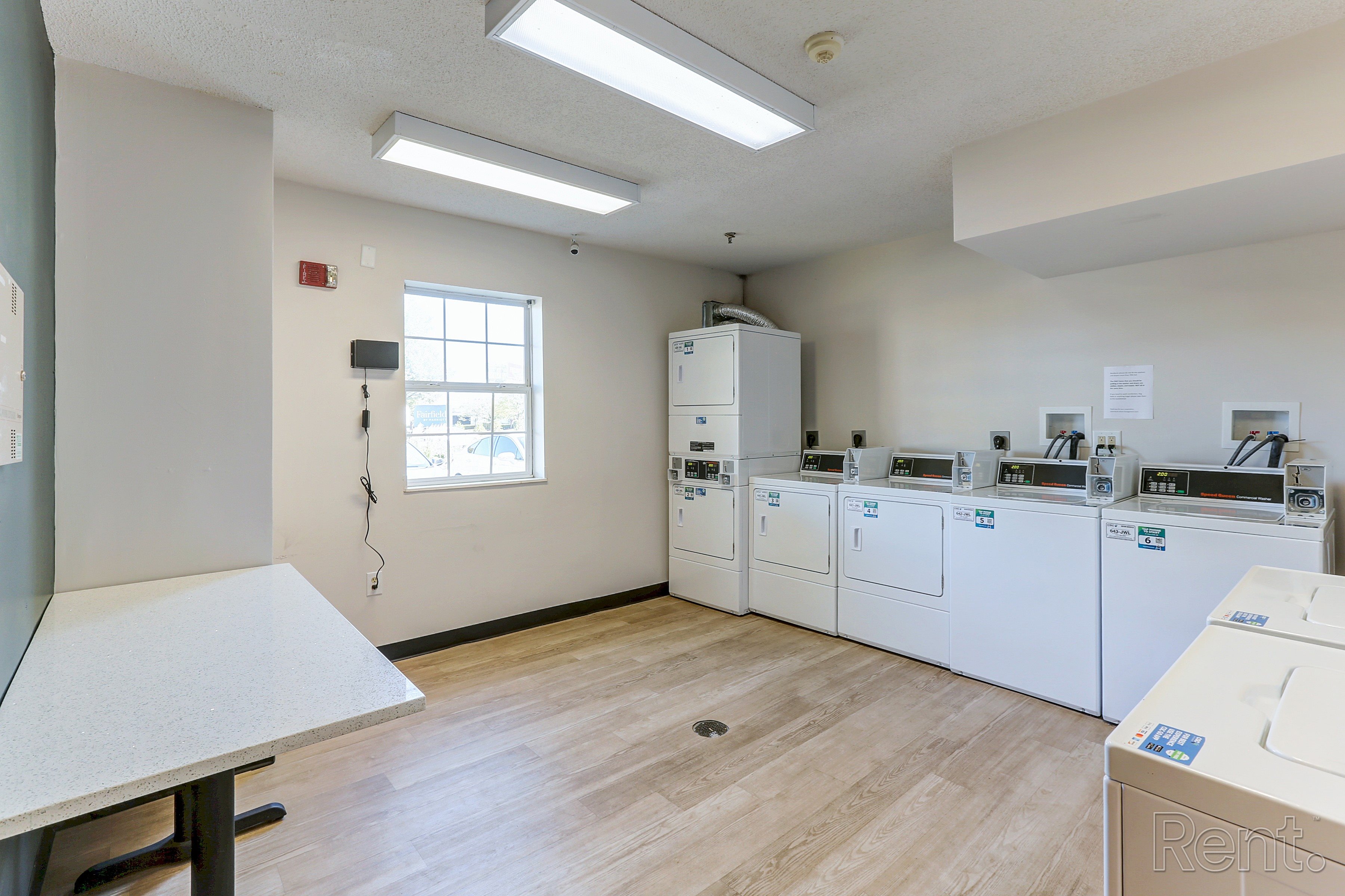 Laundry room at AVIA North Shore Apartments, Jeffersonville, IN, 47130,Washer and dryer at AVIA North Shore Apartments, Jeffersonville, IN