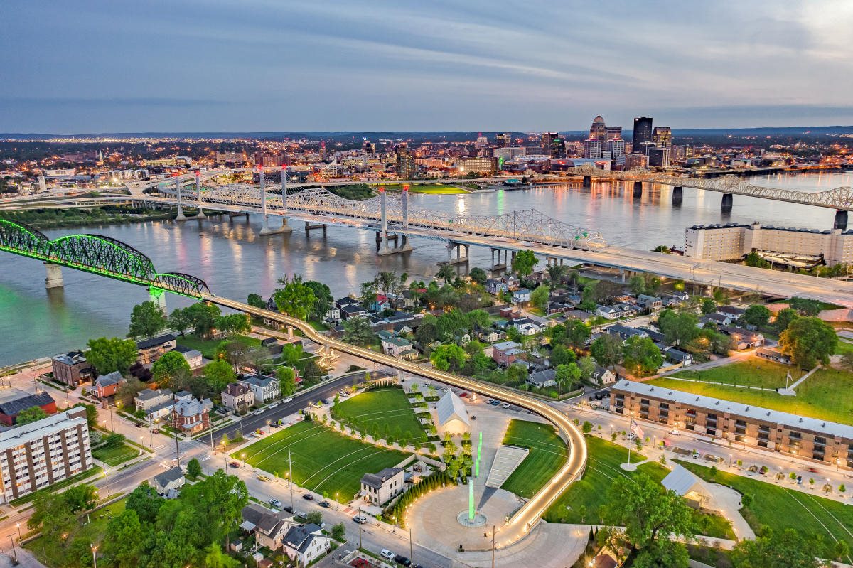 Cityscape with a river at AVIA North Shore Apartments, Jeffersonville, 47130