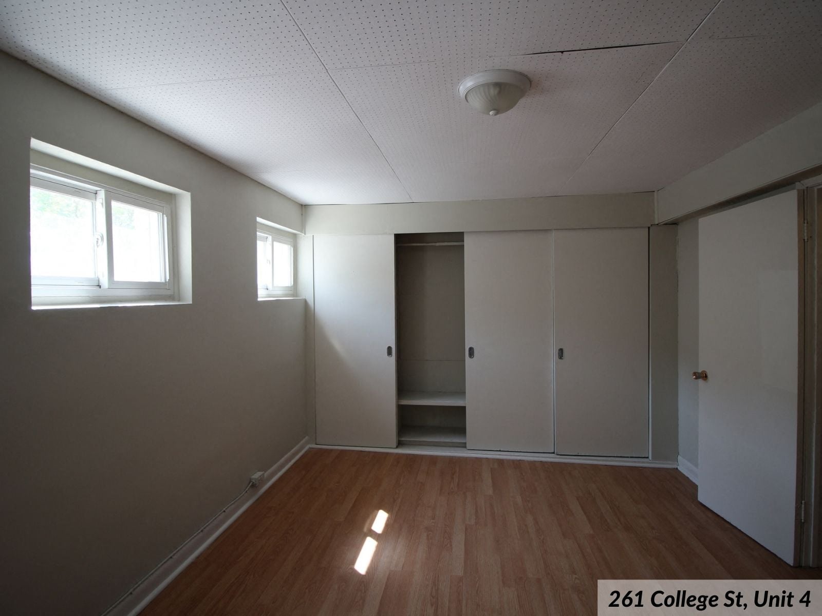 261 College St Unit 4