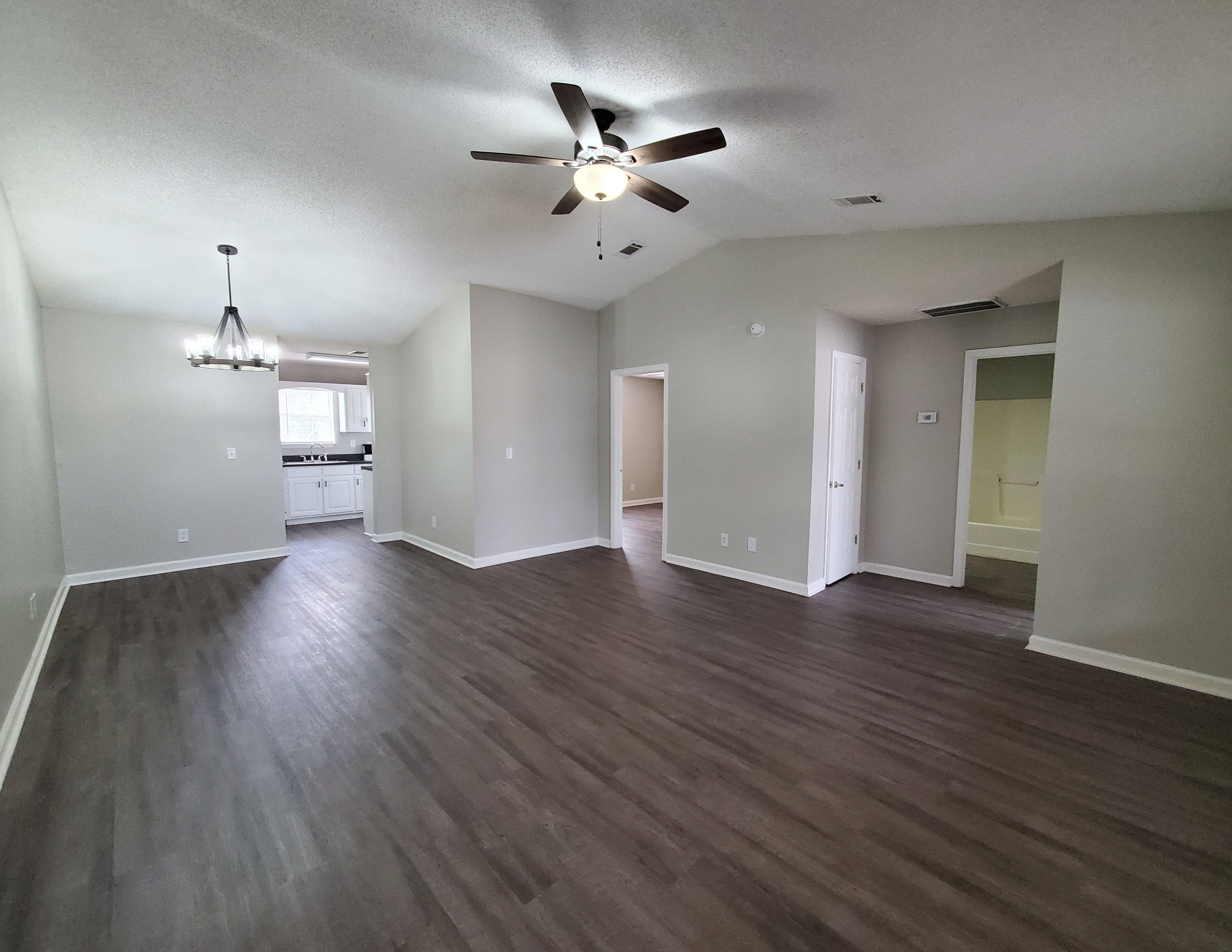 Photos and Video of Holly Cove Apartments in Moultrie, GA