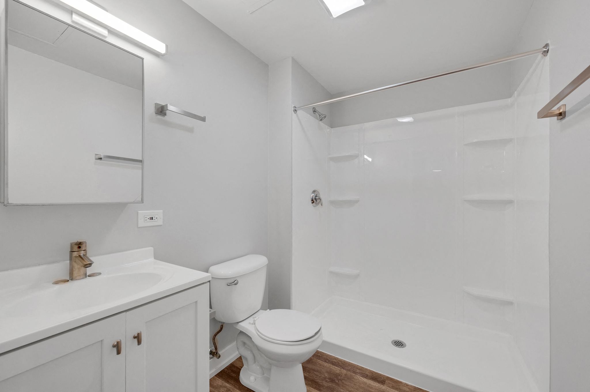 Gallery Photo 13