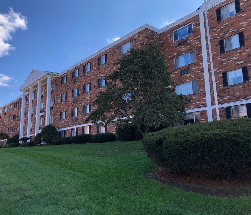 Lakeview Estates Apartments in Parkersburg, WV