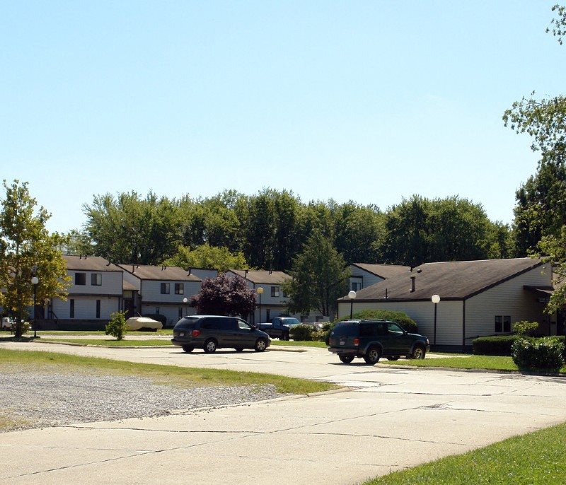 Oakwood Village Apartments in Parkersburg, WV