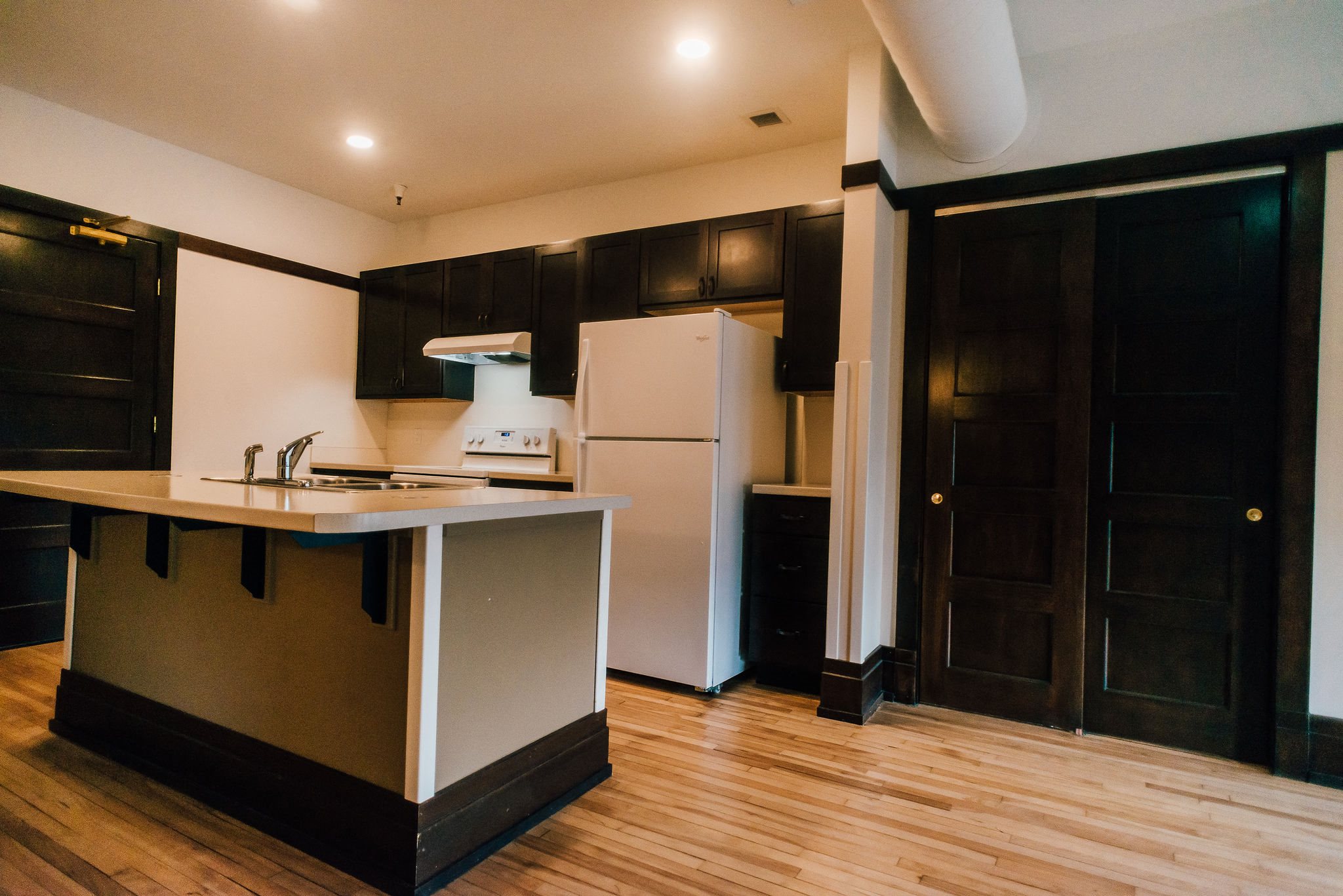 Photos and Video of Lenox Apartments in Grand Rapids, MI