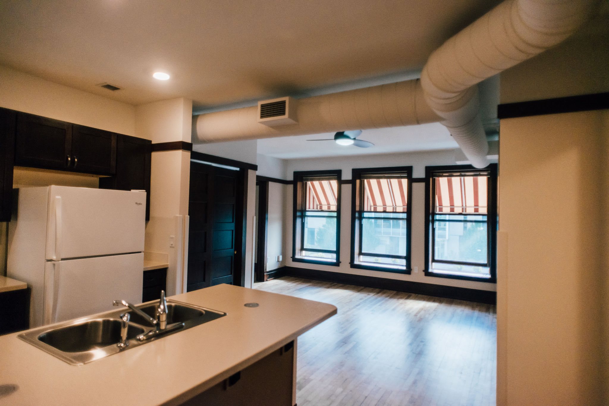 Photos and Video of Lenox Apartments in Grand Rapids, MI