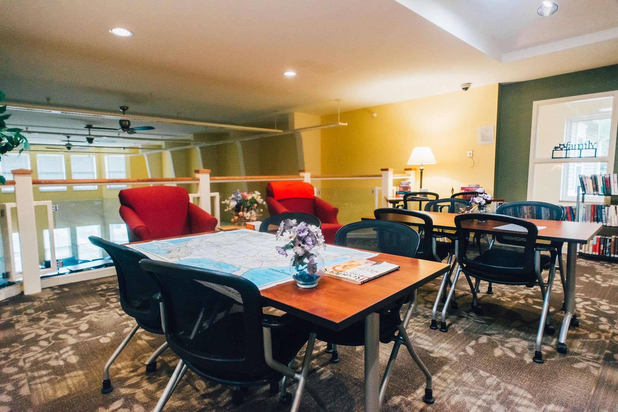 community room with multiple seating