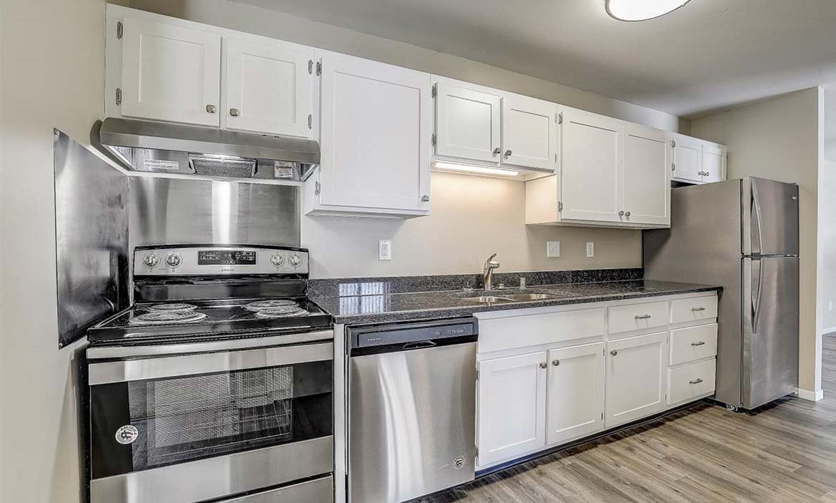 Roberts Manor Apartments Apartments in Appleton, WI