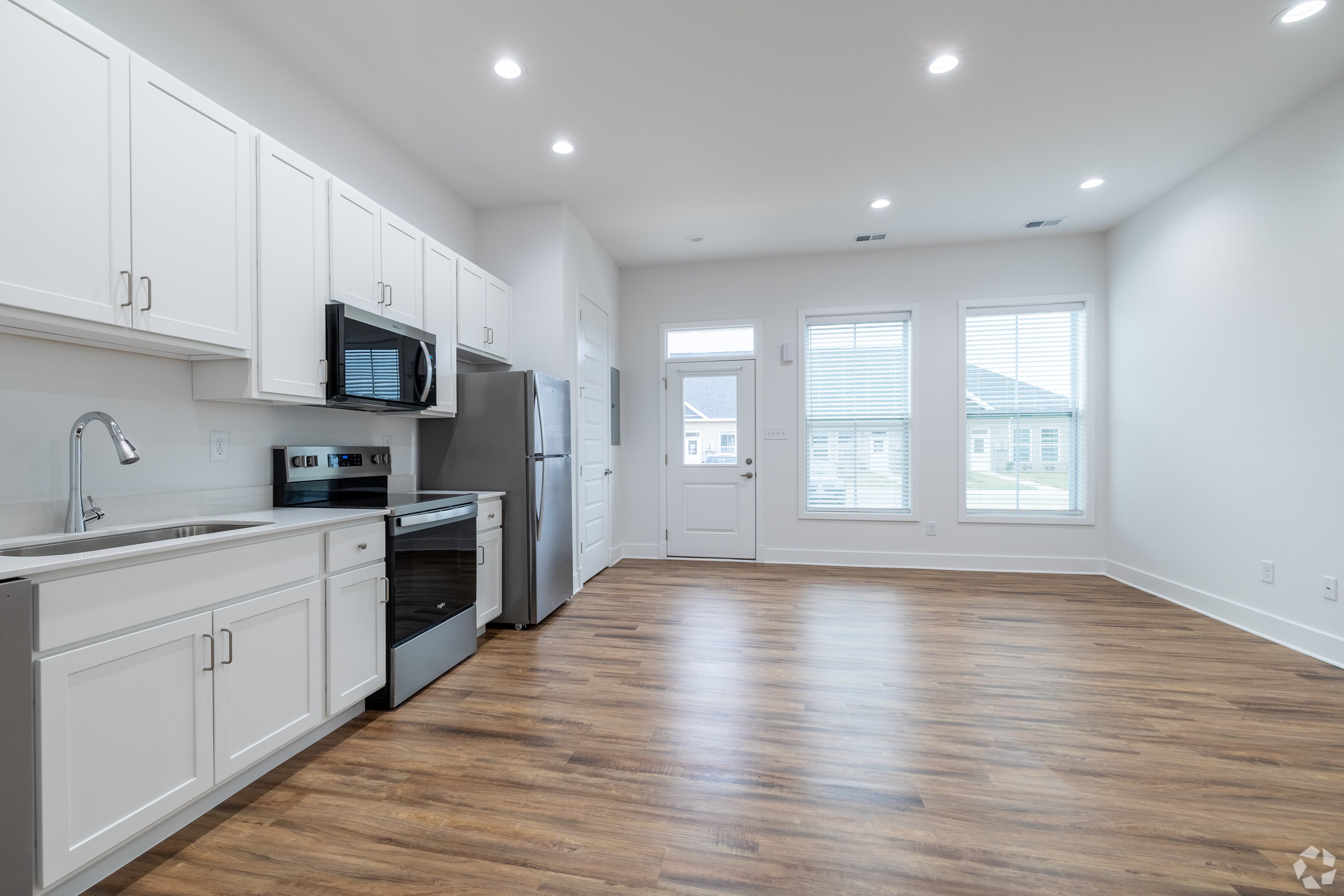 kitchen/living