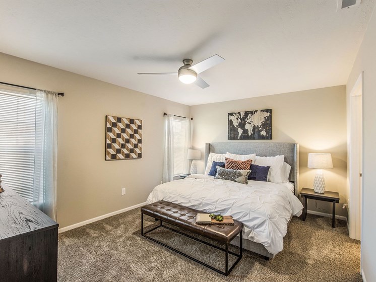 Cincinnati Ohio Apartment Rentals Redwood Living Redwood Cincinnati Tealtown Road Main Bedroom