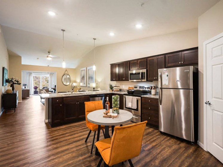 Marysville Ohio Apartment Rentals Redwood Living Redwood Marysville SR 4 Meadowood Kitchen