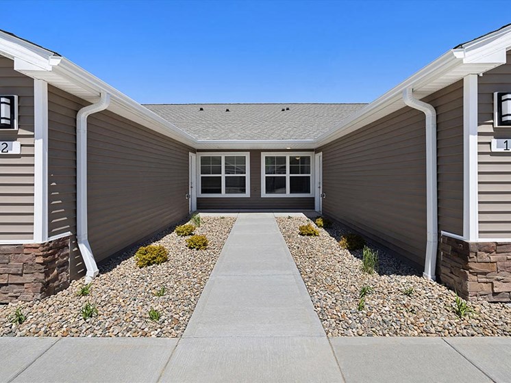 Kent Ohio Apartment Rentals Redwood Kent Tallmadge Road Exterior Neighborhood Setting