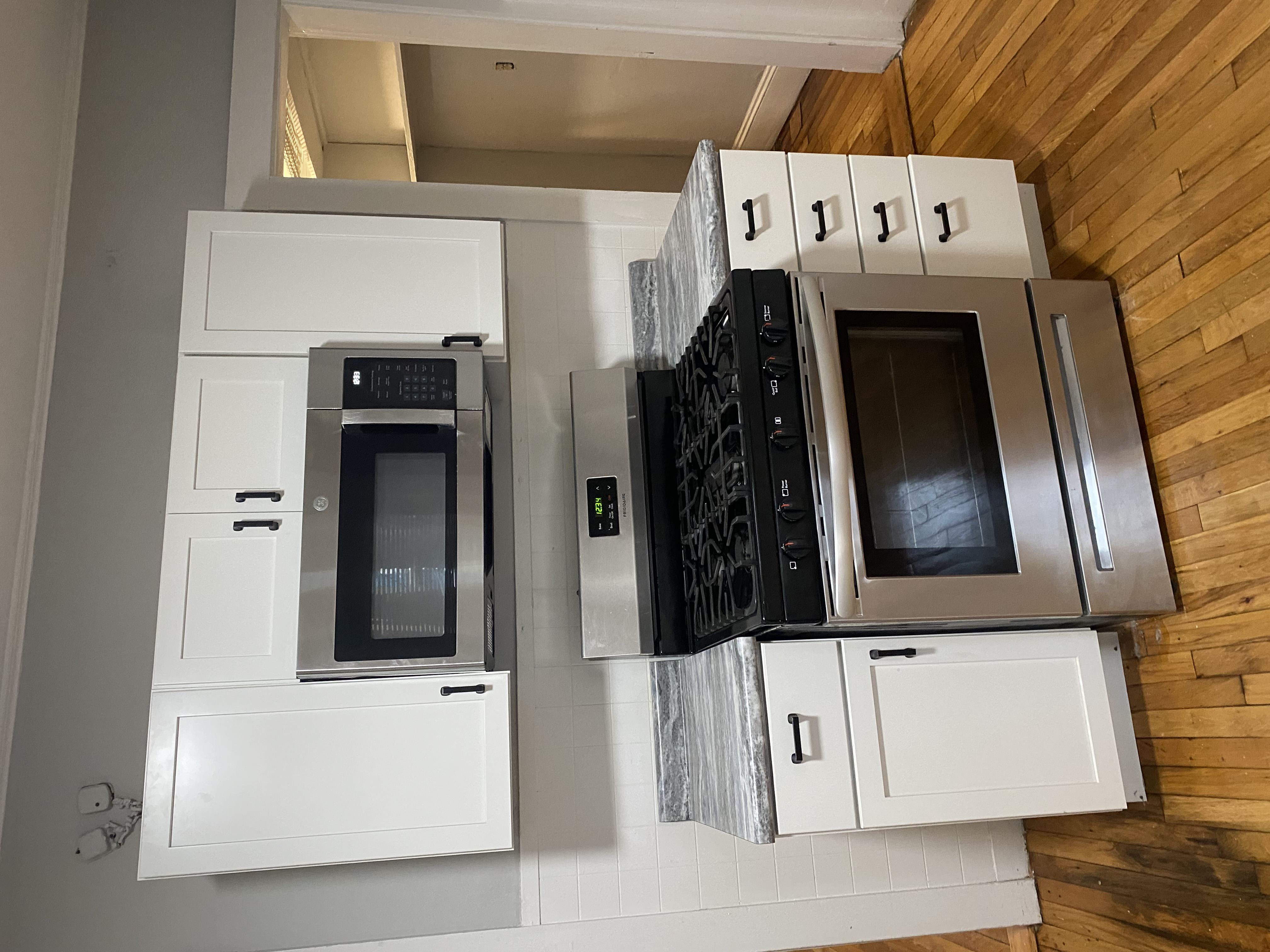 Stove and Microwave