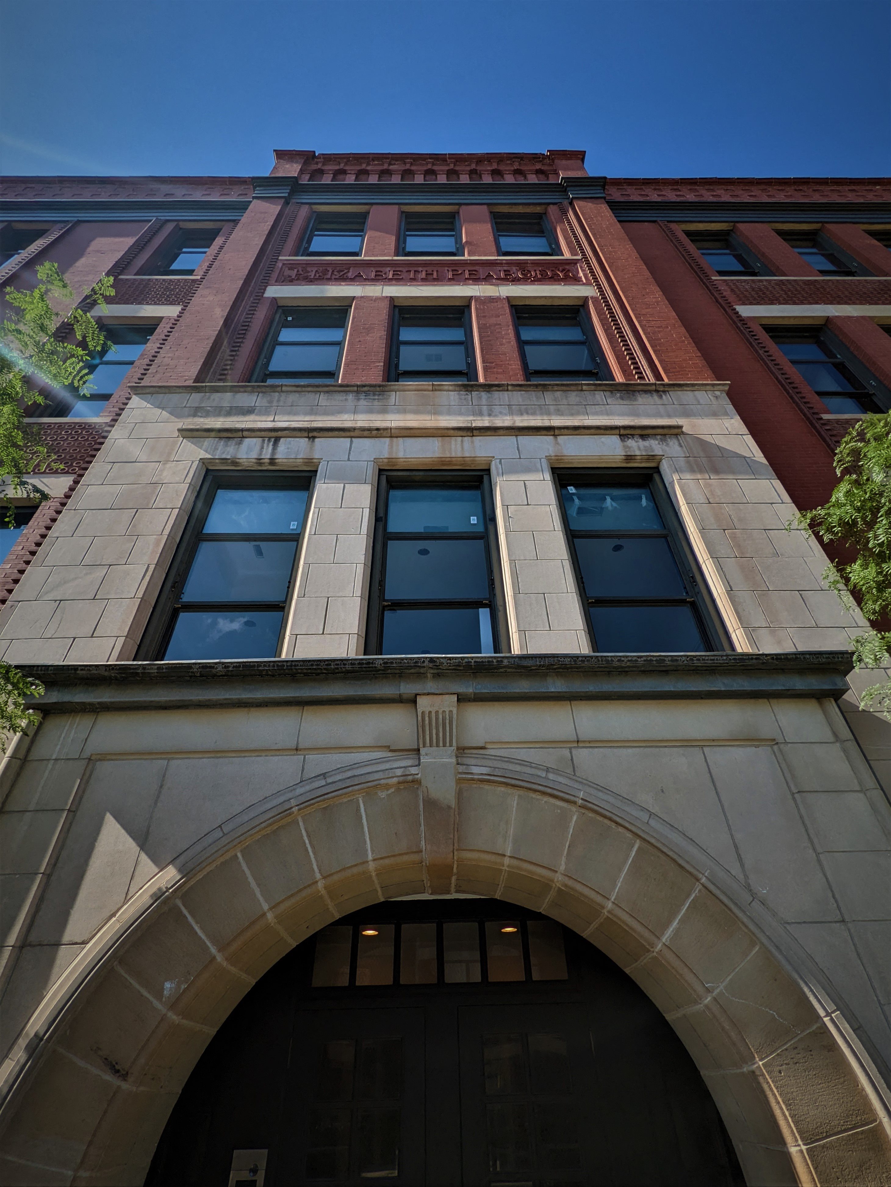 Peabody School Apartments | Apartments in Chicago, IL