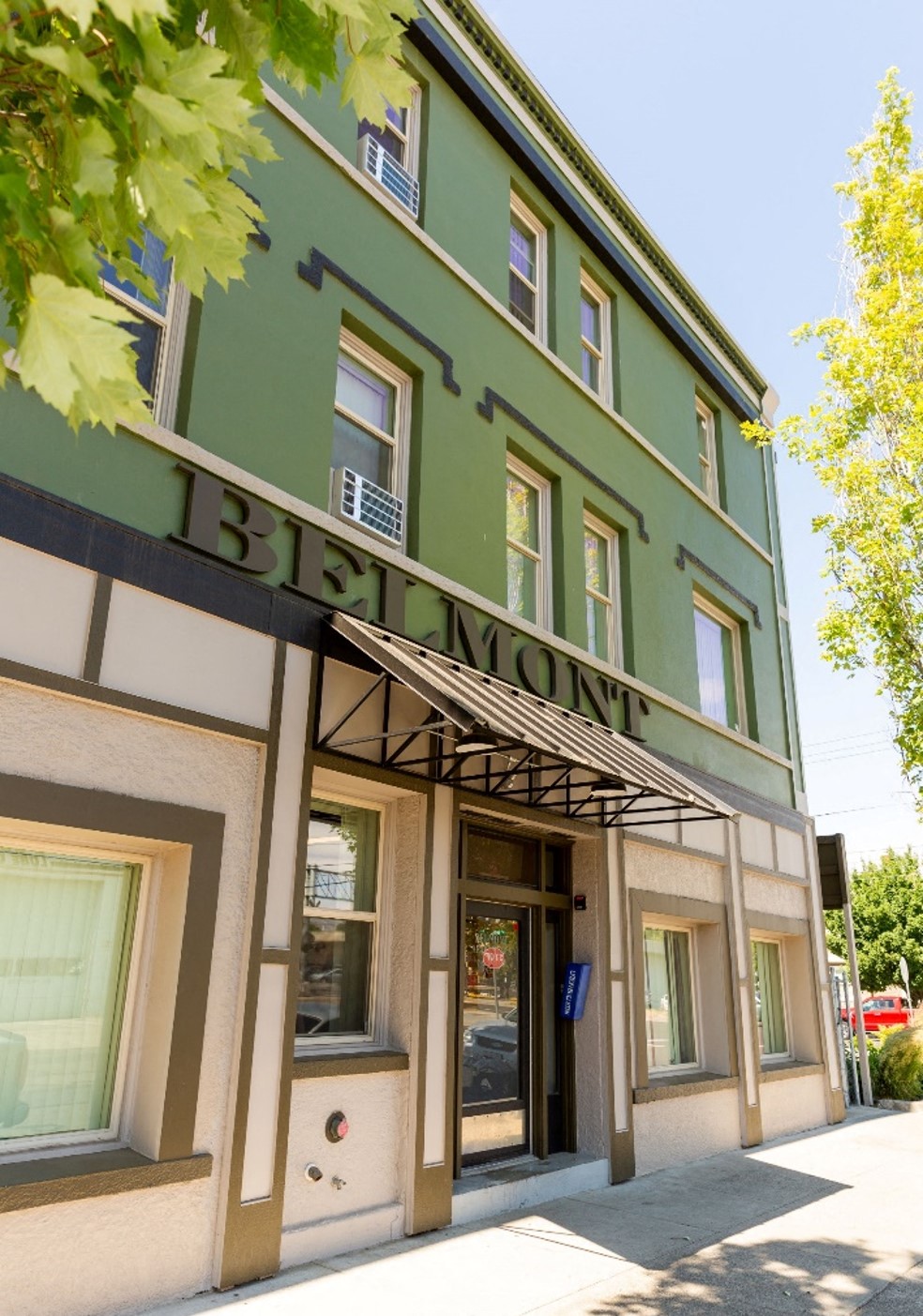 Belmont Apartments