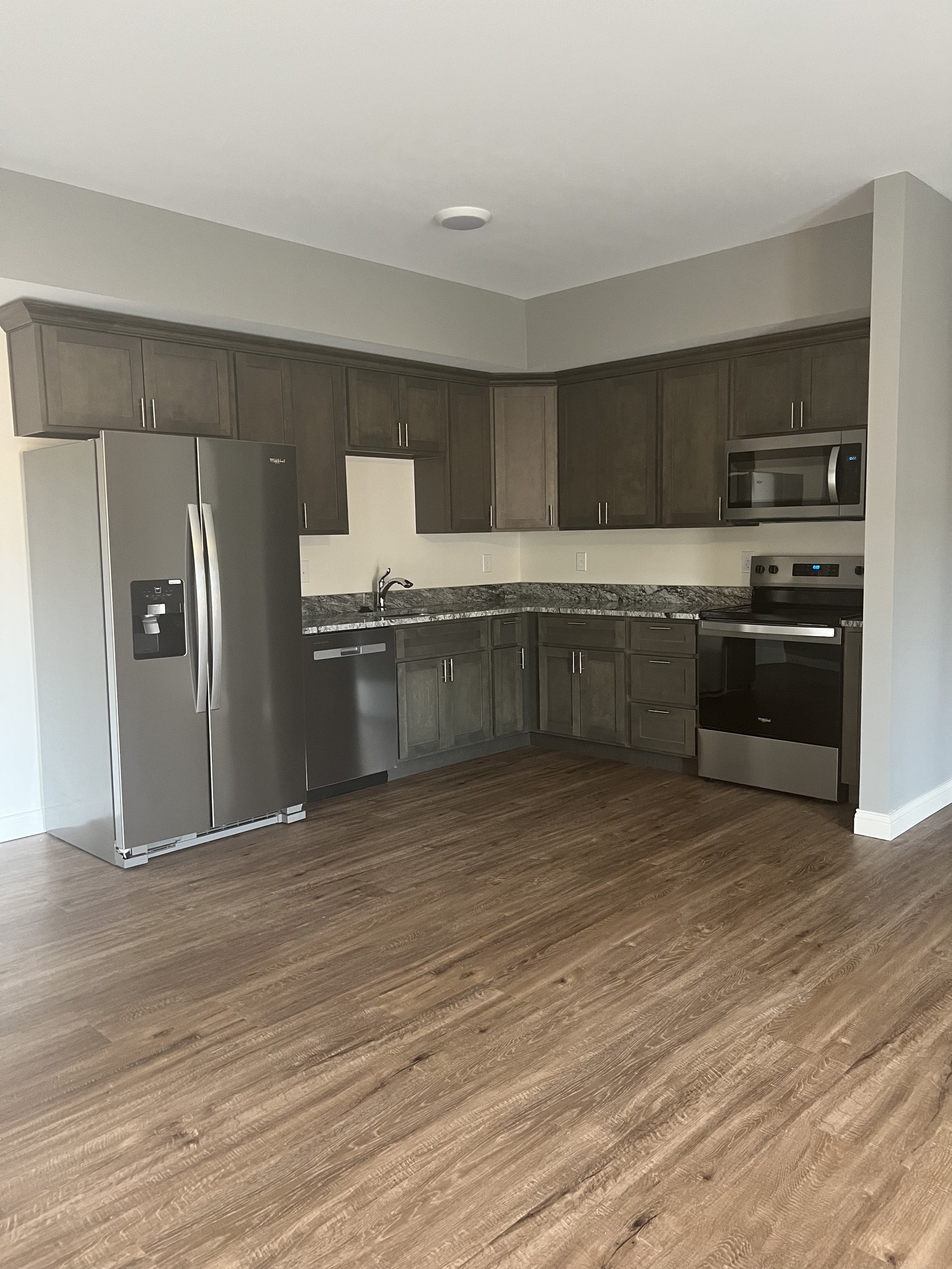 $1490 unit kitchen