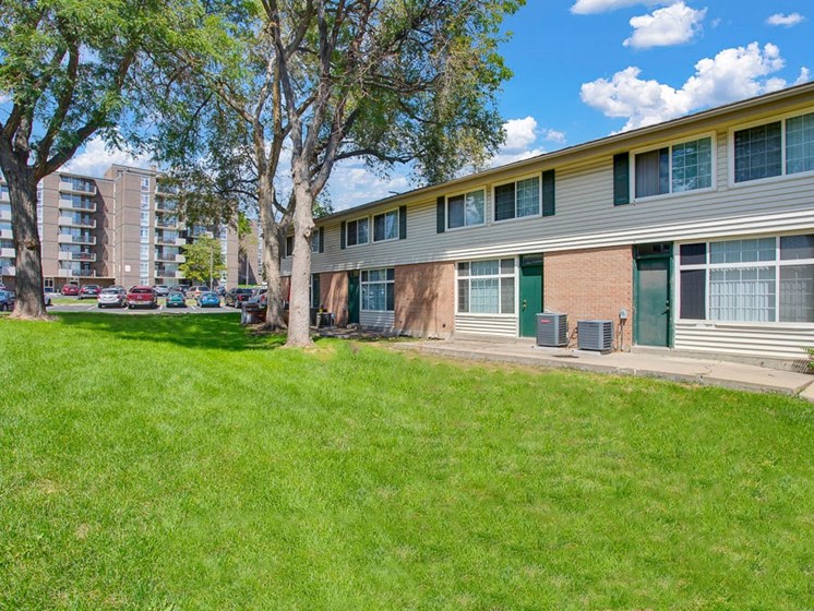 Grassy areas to enjoy the sunshine