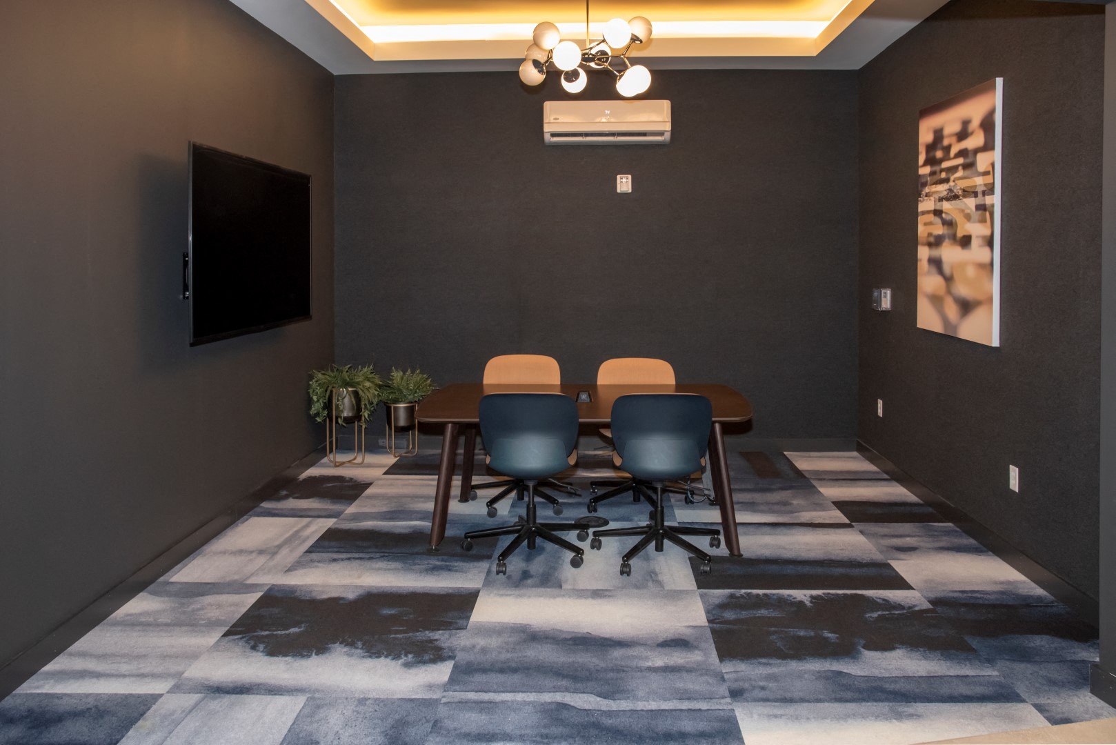 Apartments in Downtown Minneapolis | The Redwell | Photos