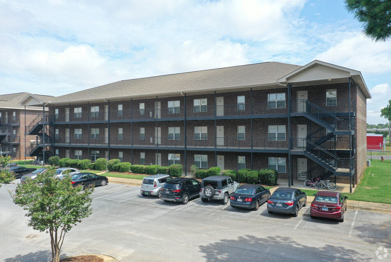 French Quarter Apartments Tuscaloosa, AL Exterior