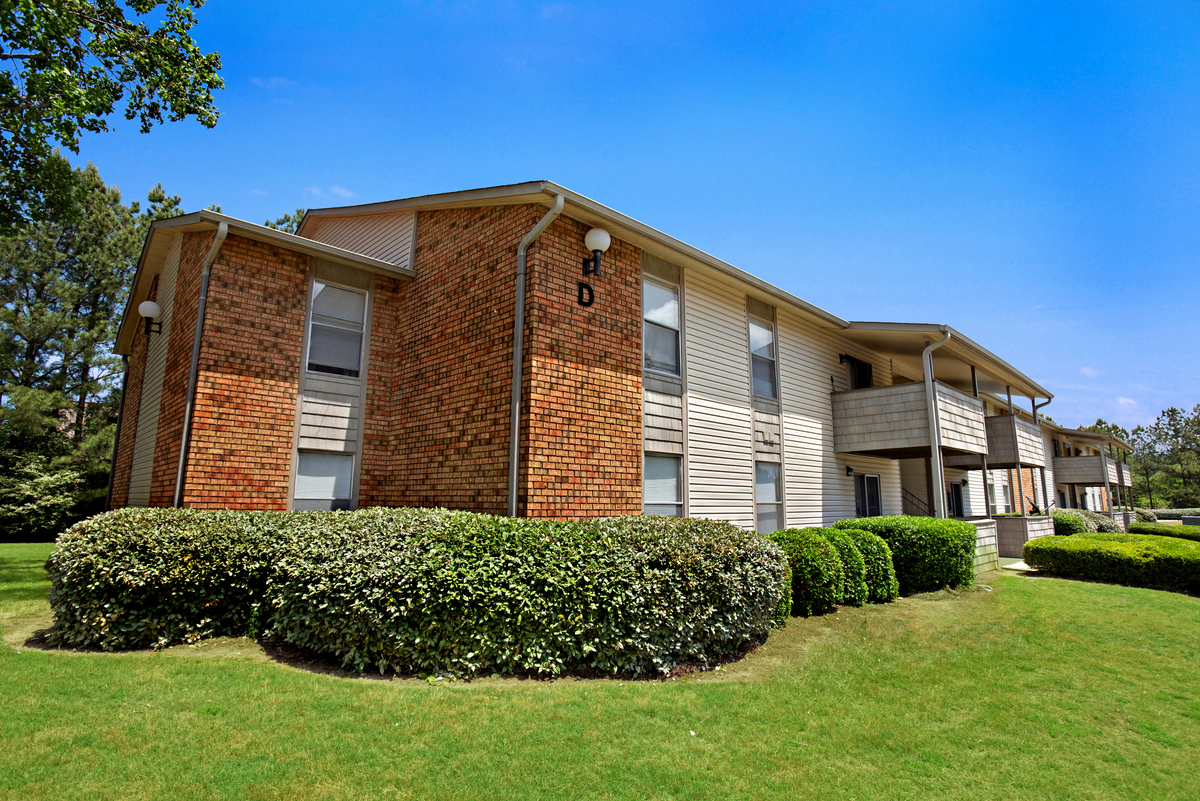 Meadow Wood Apartment Homes Apartments in Pelham, AL