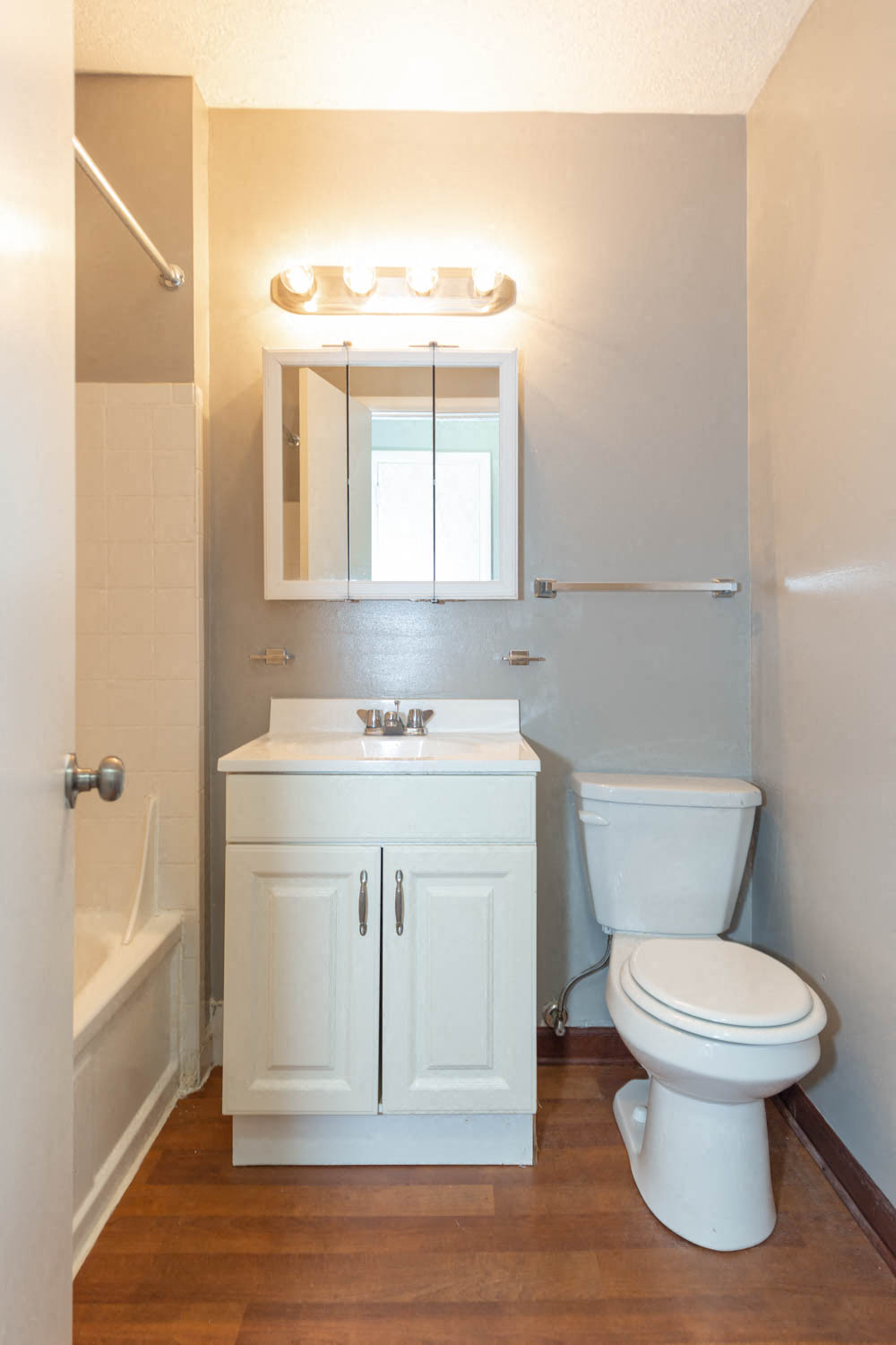 Kensington Club Apartments Apartments in Rocky River, OH RENTCafe