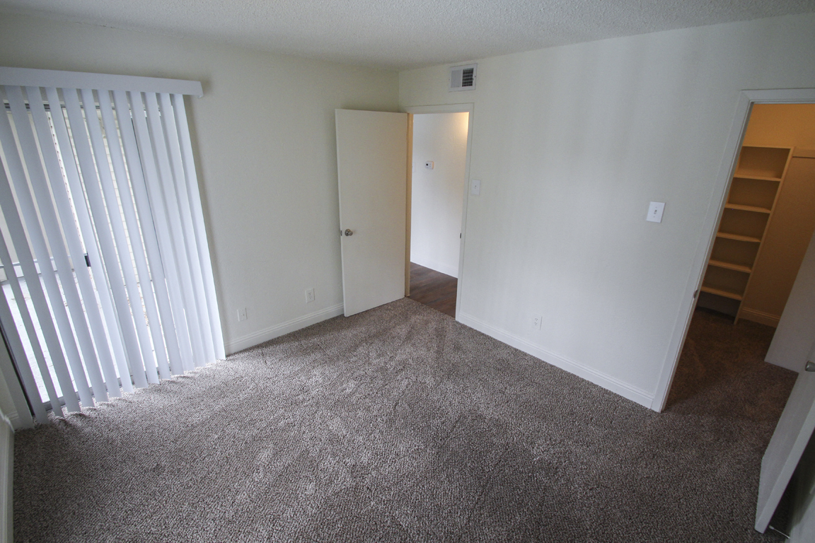 Photos and Video of Canyon Creek in Dallas, TX