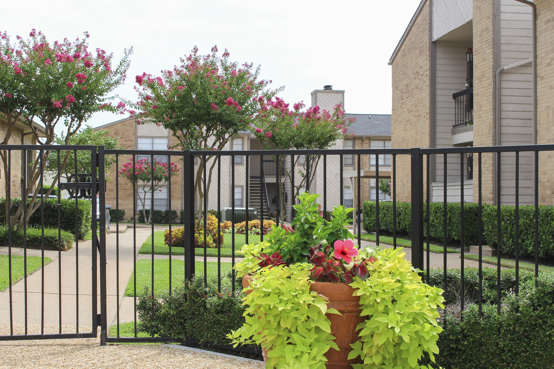 Photos and Video of Gateway Place in Garland, TX