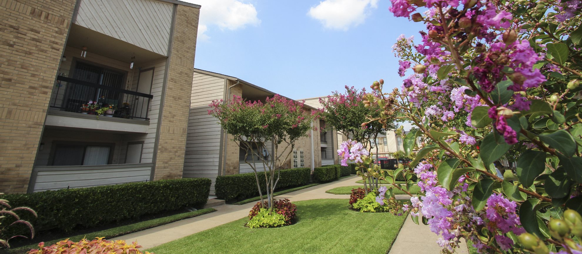 Gateway Place Apartments in Garland, TX