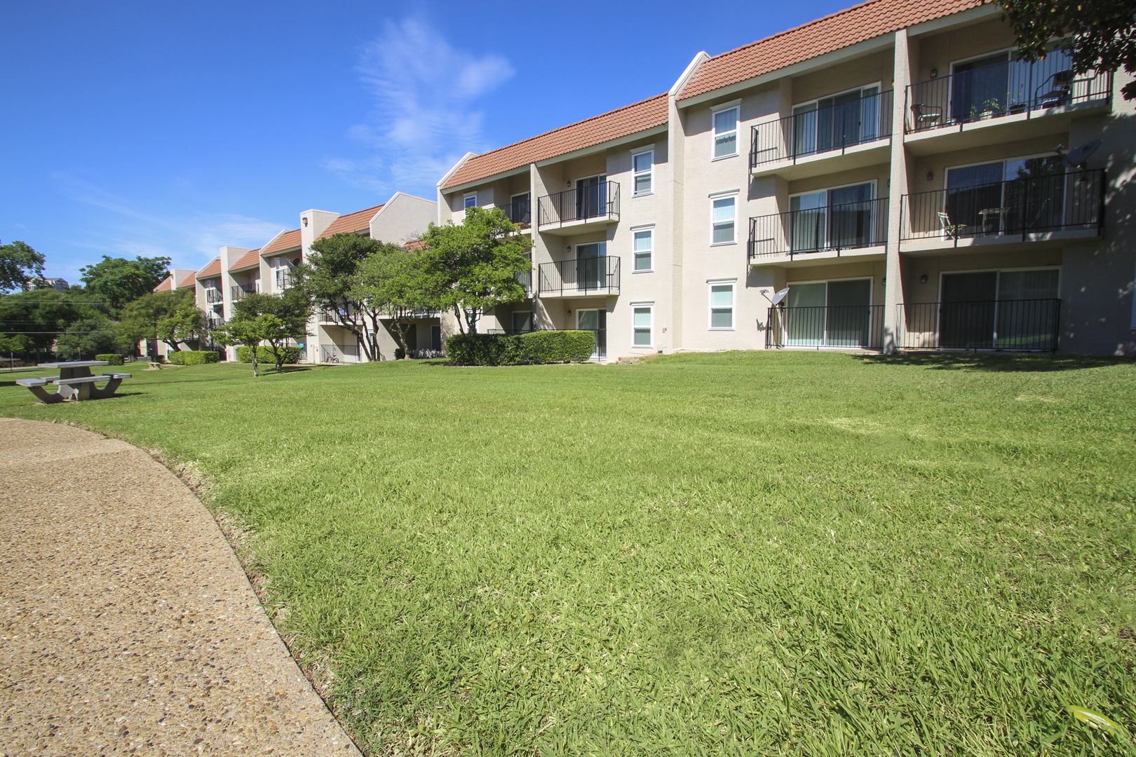 Photos and Video of Princeton Court in Dallas, TX