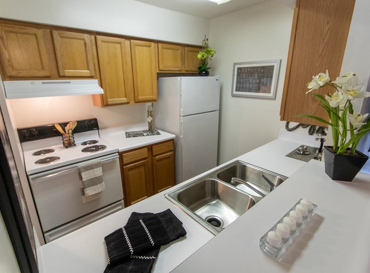 This is a photo of the kitchen in the  822 square foot, 2 bedroom floor plan at Village East Apartments in Franklin, OH.