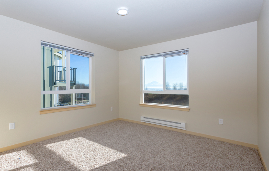 Photos and Video of Grandview Apartments in Kent, WA