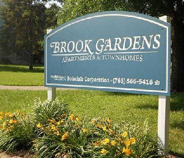 Brook Gardens Apartments Monument