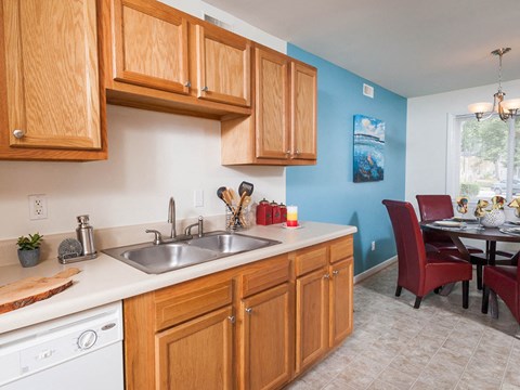 Four-Seasons-Yorktown Kitchen