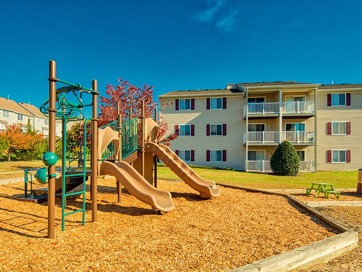 Lake Ridge Square Apartments in Ashland Playground