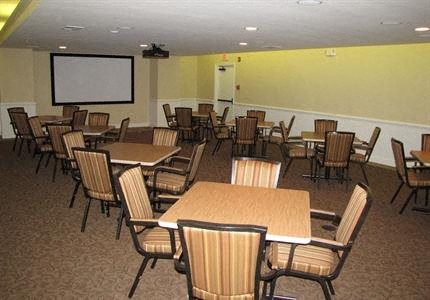Banyan Senior Apartments 11390 Us Highway 19 Port Richey Fl Rentcafe